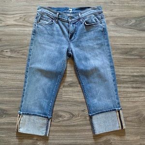🎉HP🎉NWOT 7 for All Mankind Cropped, Cuffed Denim